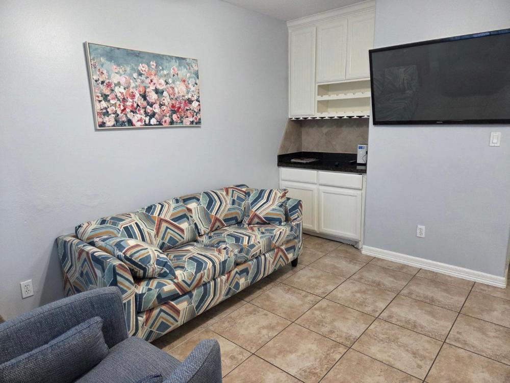 107 Pike on Oceanside